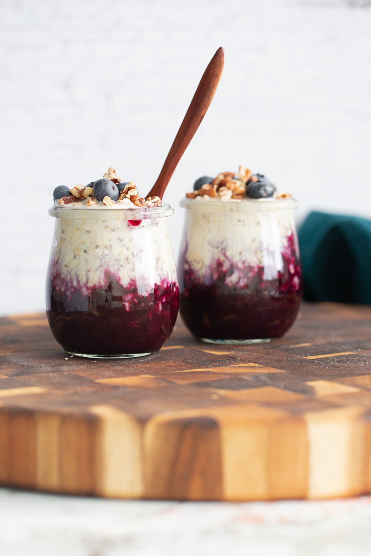Vegan Blueberry Muffin Overnight Oats: Creamy & Gluten-Free